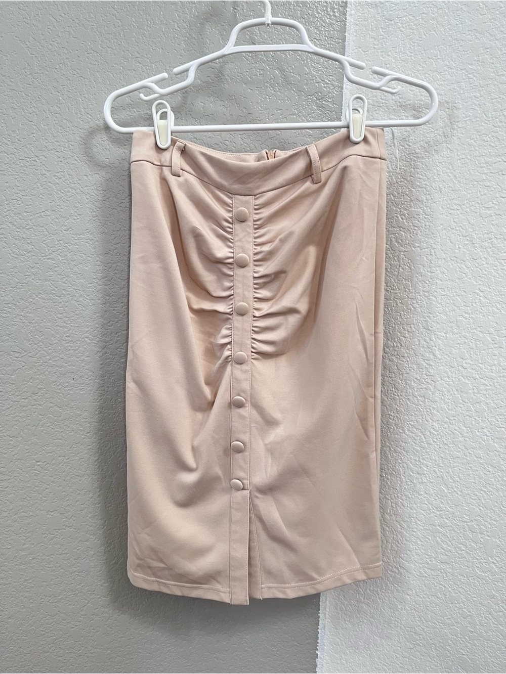 Belle Pogue Pink Tan Button Detail Skirt Size: S